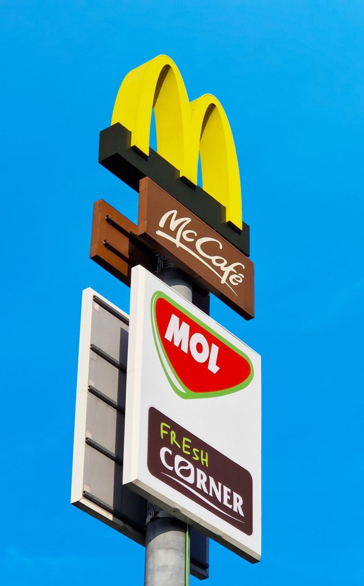 totem reklamowy